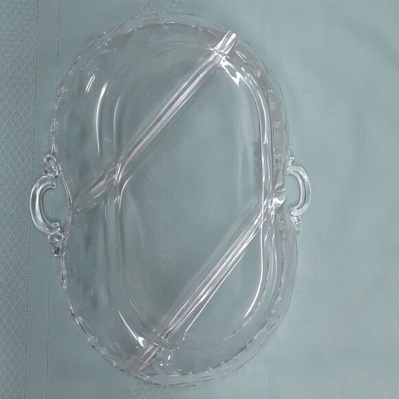 Vintage Fostoria Scalloped Edge Glass Relish Dish- Heavy, Diagonal Dividers - Picture 4 of 6